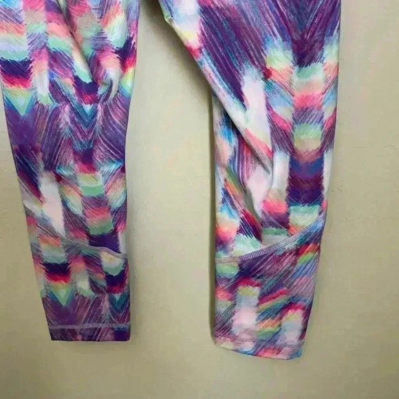 Zella Live In Crop Leggings Purple Pattern Size XS - Picture 6 of 8